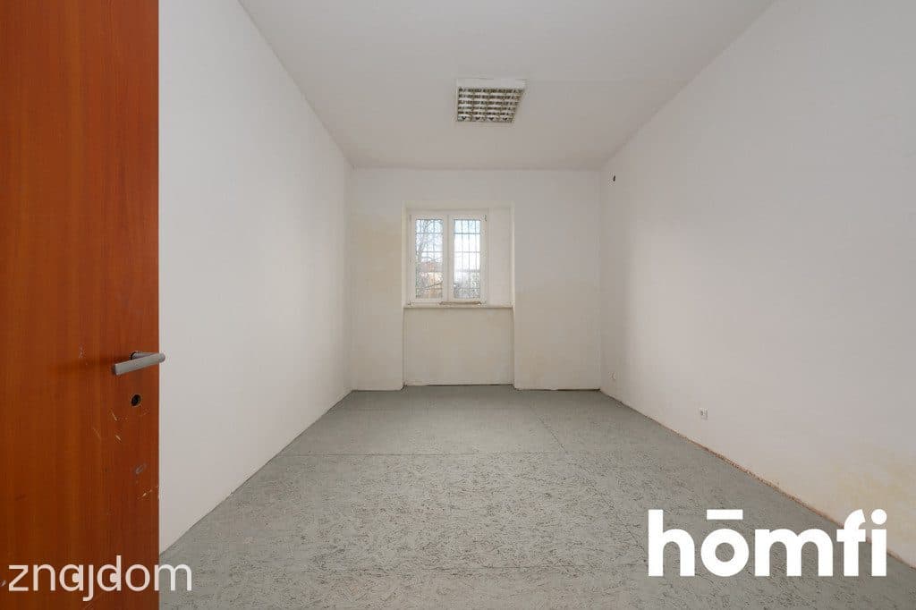 Lokal usługowy z dużą witryną, 53,5 m2 w centrum - zdjęcie 6