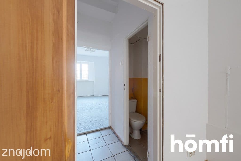 Lokal usługowy z dużą witryną, 53,5 m2 w centrum - zdjęcie 8