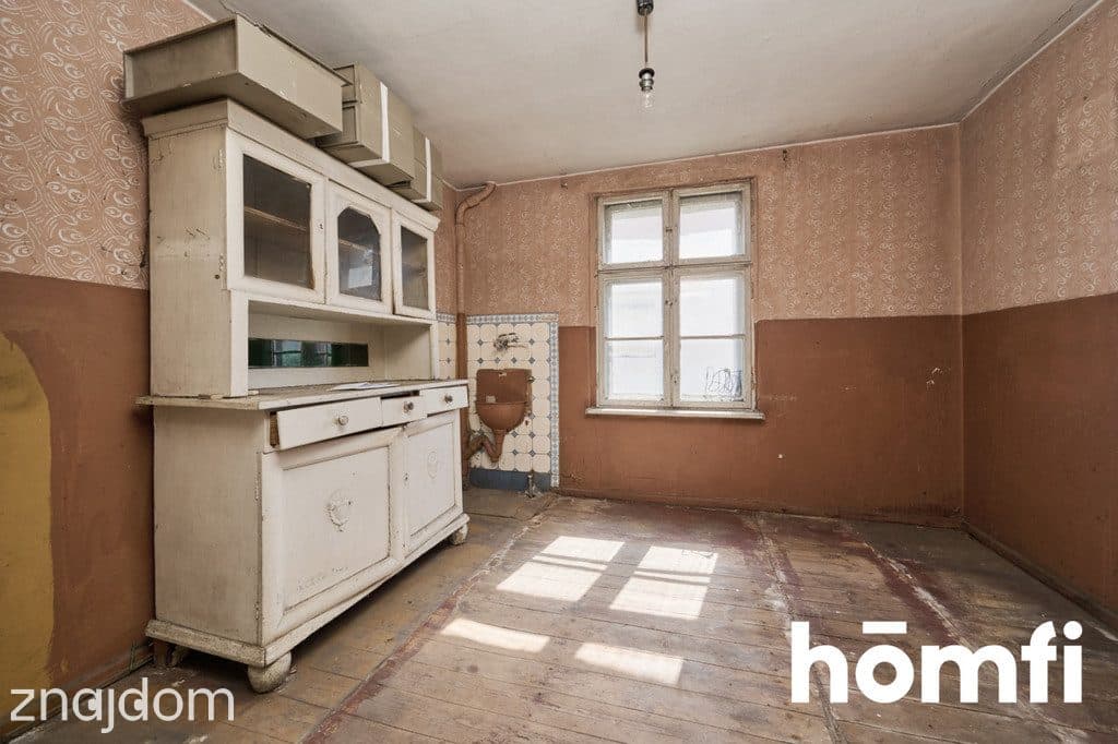 Klecina: Parter 104m² w starej willi + 50% ogrodu - zdjęcie 3