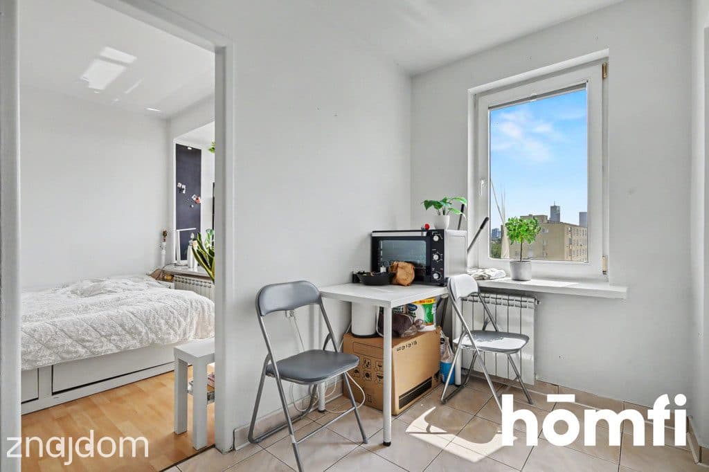 Kawalerka na Woli z niesamowitym widokiem - zdjęcie 8