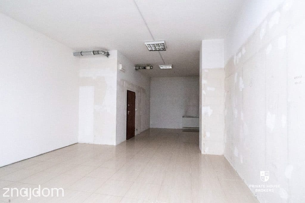 Lokal handlowo- usługowy Walerego Sławka 45 mkw - zdjęcie 5
