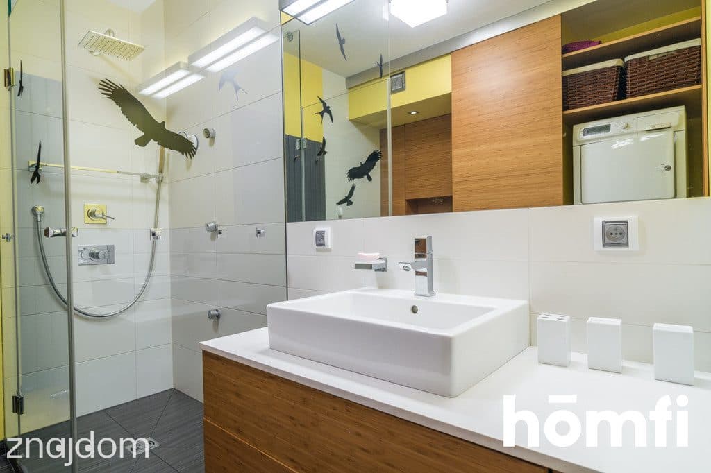 3-pokojowy apartament wykończony drewnem - zdjęcie 7