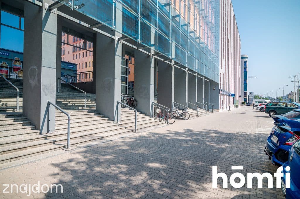 3-pokojowy apartament wykończony drewnem - zdjęcie 15