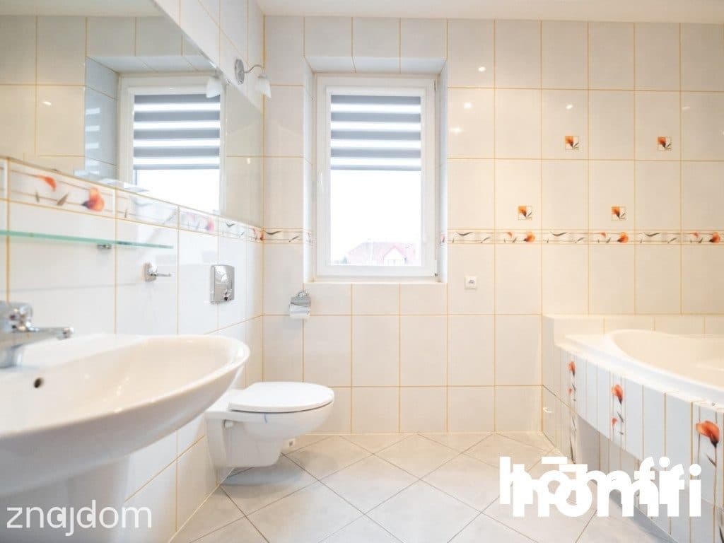 Piękny dom 250 m2, z ogródkiem, 5pokoi, Radom - zdjęcie 7