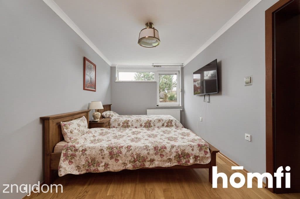 Gotowy do zamieszkania dom z dużym ogrodem Zakrzów - zdjęcie 11