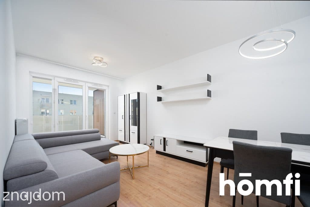 3pokoje, oddzielna kuchnia, garderobą, duży balkon - zdjęcie 3