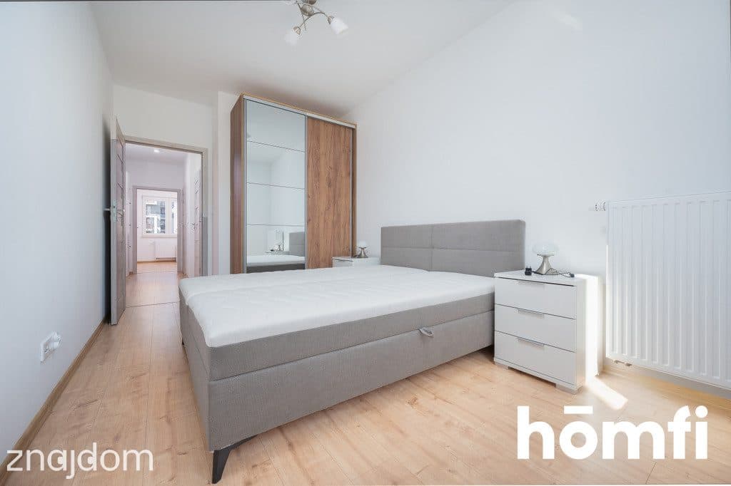 3pokoje, oddzielna kuchnia, garderobą, duży balkon - zdjęcie 7