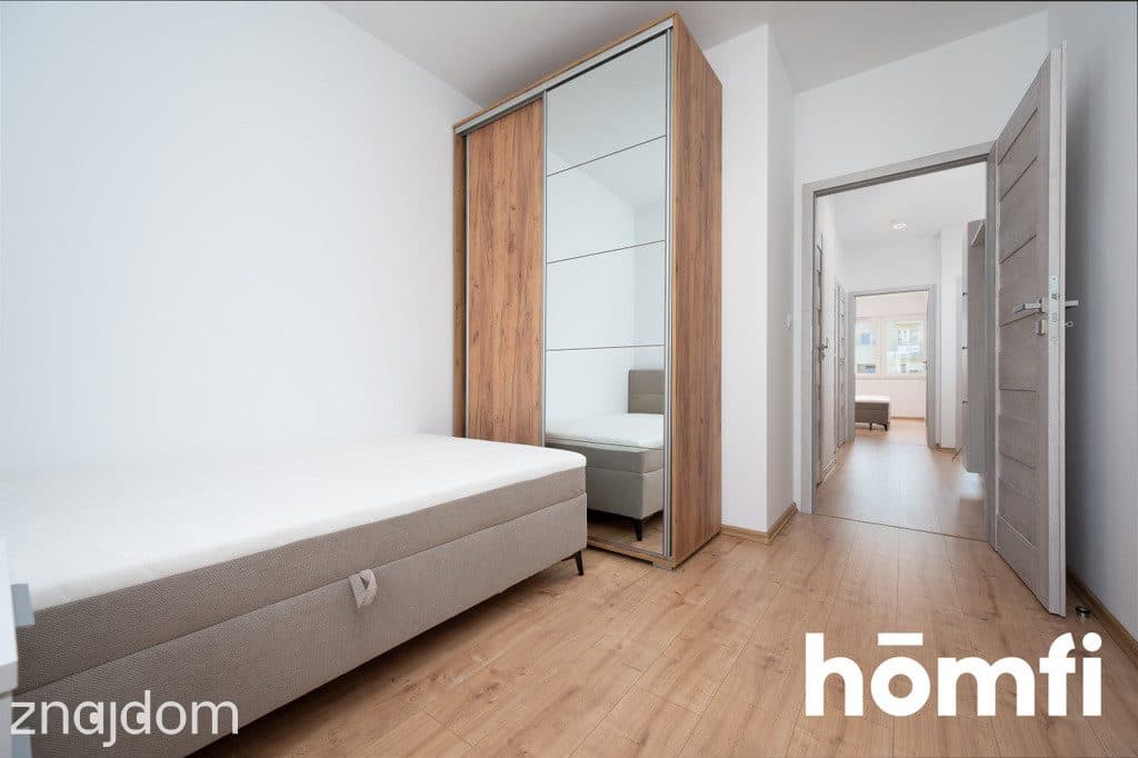 3pokoje, oddzielna kuchnia, garderobą, duży balkon - zdjęcie 10