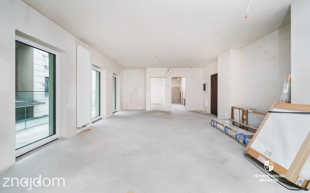 Apartament z balkonem w sąsiedztwie Błoń - zdjęcie 3