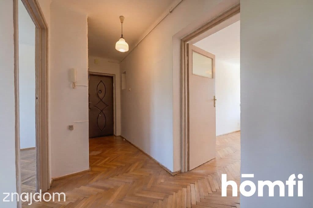 49m2 do własnej aranżacji w centrum - zdjęcie 3