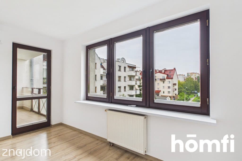 Przestronne-oddzielna kuchnia-balkon-klimatyzacja - zdjęcie 18