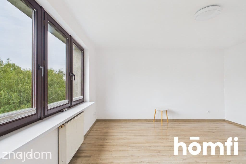 Przestronne-oddzielna kuchnia-balkon-klimatyzacja - zdjęcie 6