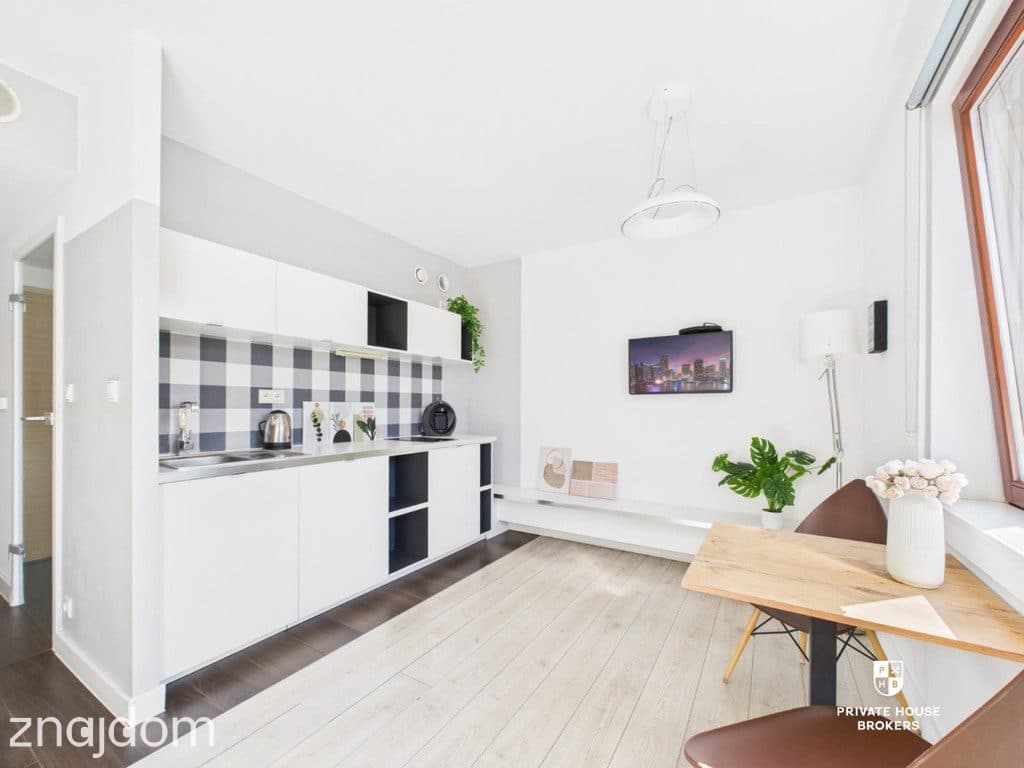 Studio z klimatyzacją / ścisłe centrum przy Rynku - zdjęcie 3