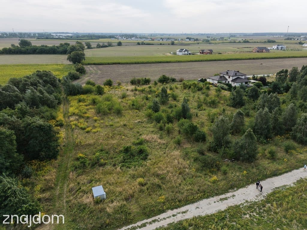 Duża działka pod zabudowę jednorodzinną w Lusowie
