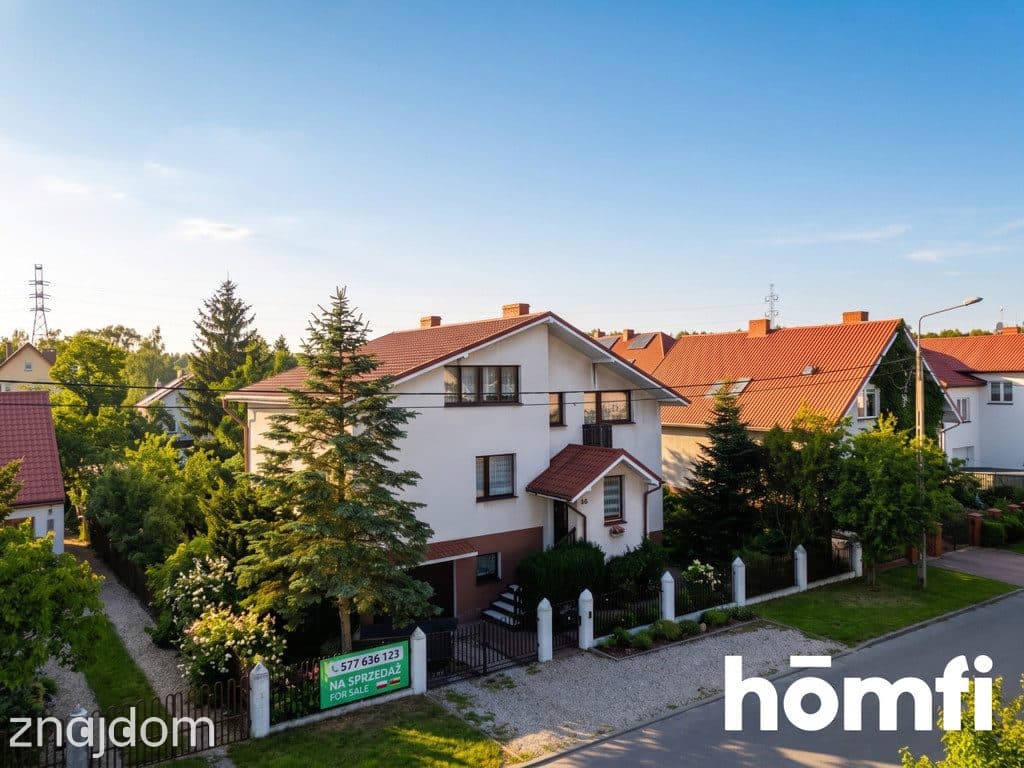 Wielopoziomowy dom z ogrodem i garażem – Mniszek - zdjęcie 3
