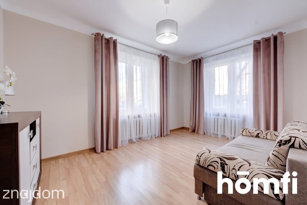 TRZY DUŻE POKOJE W SAMYM CENTRUM - zdjęcie 6