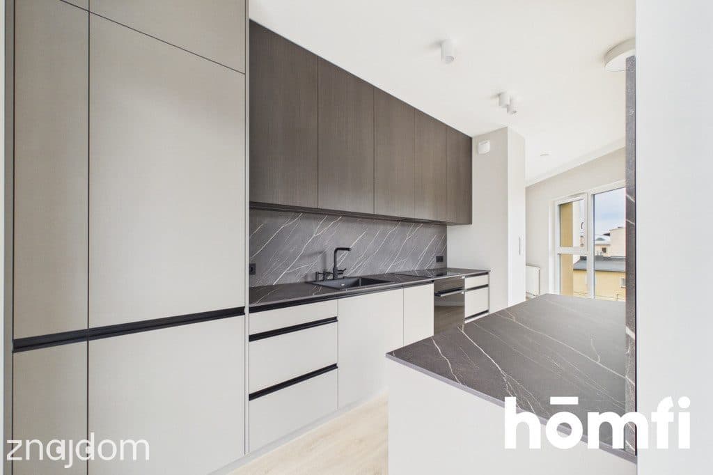 Przestronny i słoneczny apartament w Gliwicach - zdjęcie 12