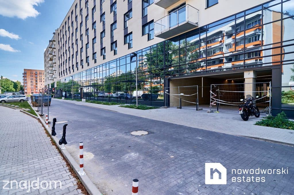 Przestronne mieszkanie do wynajęcia w centrum! - zdjęcie 13