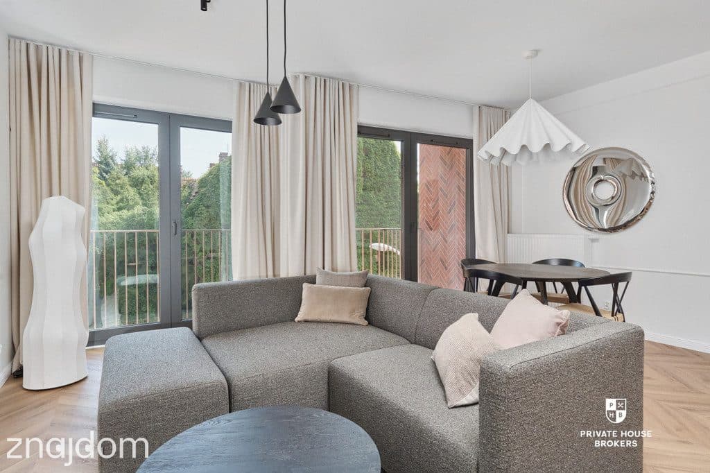 4-pokojowy apartament przy ul. Bernardyńskiej 4 - zdjęcie 2