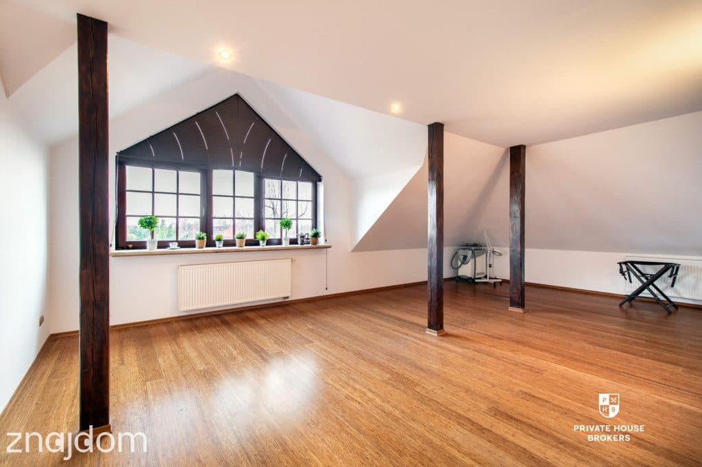 Rezydencja 456m²|Ogród z rzeką i oczkami wodnymi - zdjęcie 14