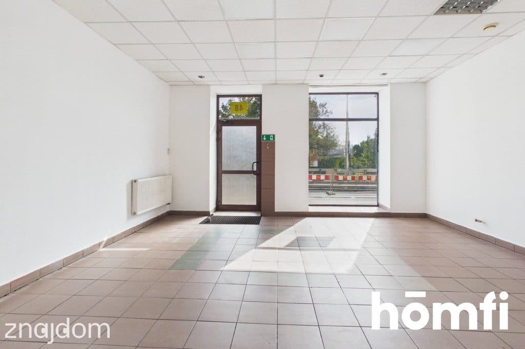 LOKAL 43 m² -WITRYNA, WEJŚCIE Z ULICY TRZEBNICKIEJ - zdjęcie 4
