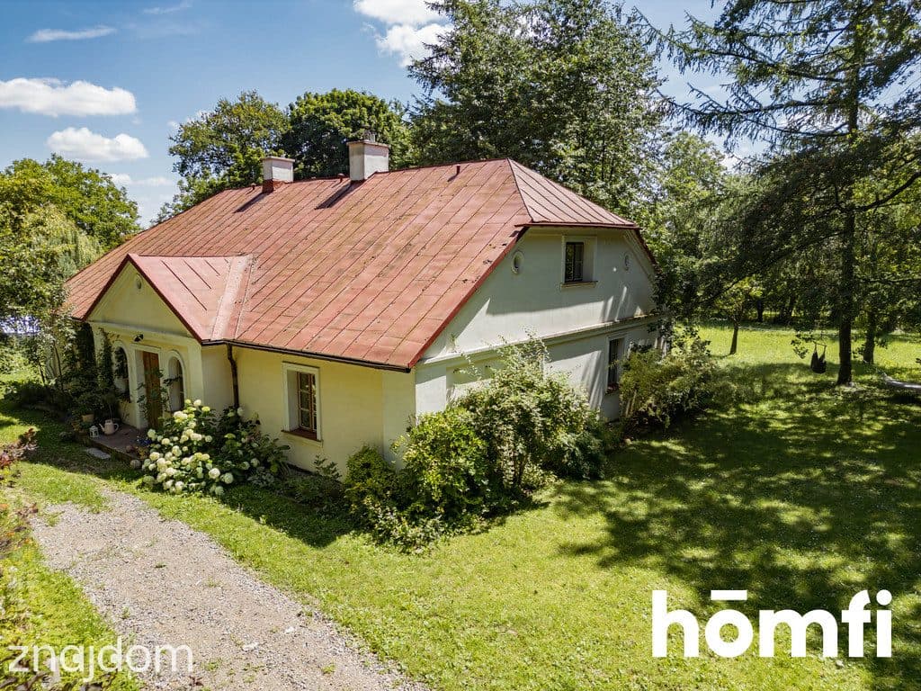 Dworek z duszą i 5500 m² własnego świata - zdjęcie 2
