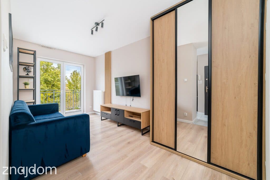 Kawalerka z balkonem i oddzielną kuchnią | 30 m² - zdjęcie 4