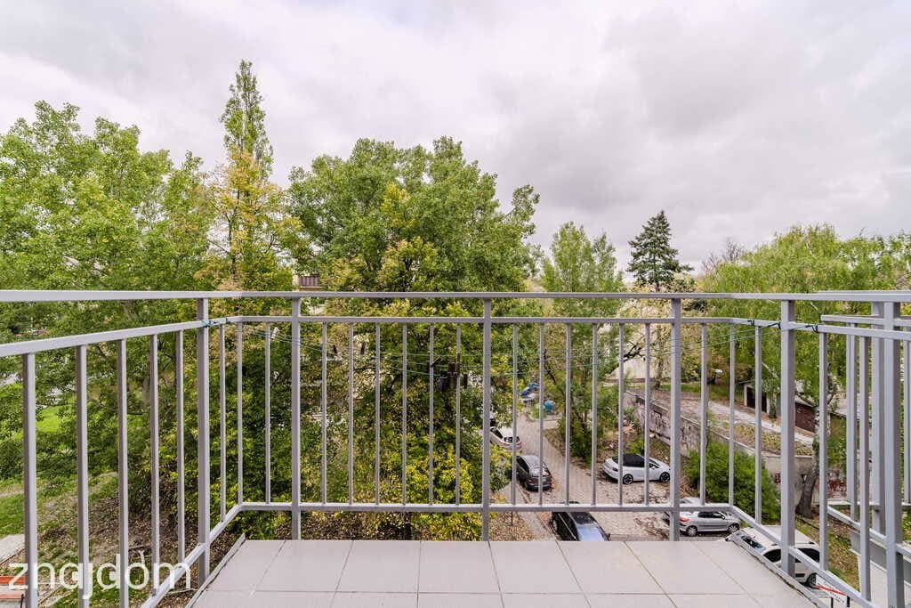Kawalerka z balkonem i oddzielną kuchnią | 30 m² - zdjęcie 17