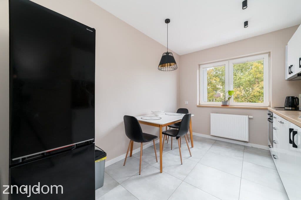 Kawalerka z balkonem i oddzielną kuchnią | 30 m² - zdjęcie 9