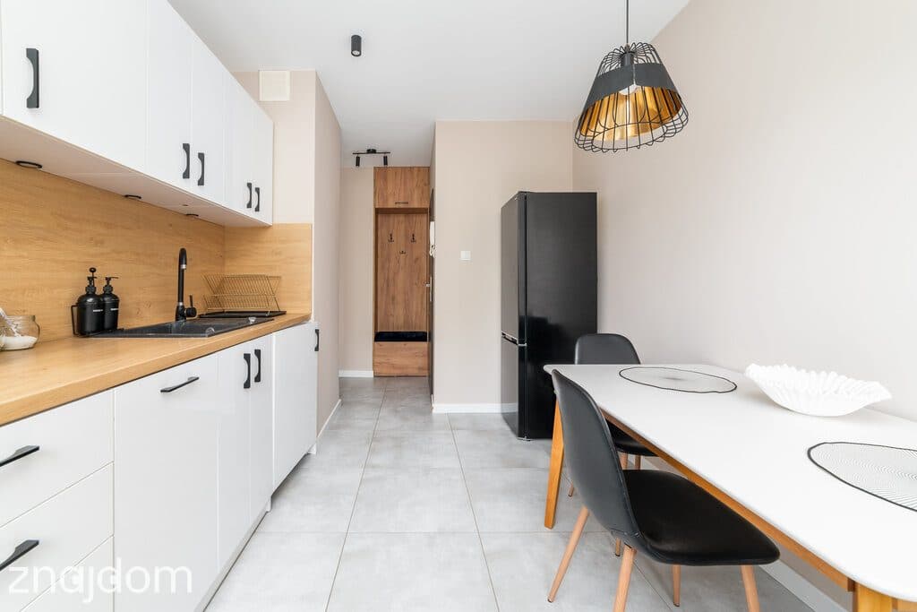 Kawalerka z balkonem i oddzielną kuchnią | 30 m² - zdjęcie 11