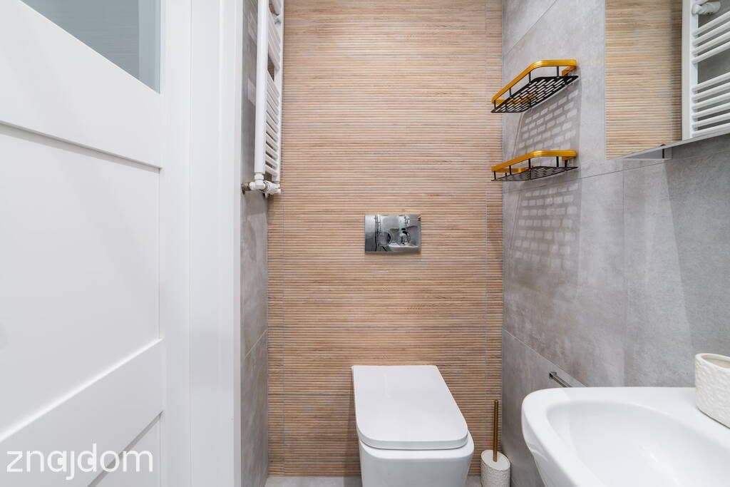 Kawalerka z balkonem i oddzielną kuchnią | 30 m² - zdjęcie 16