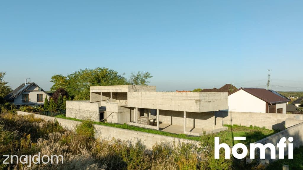 Nowoczesny design z betonu | 2 tarasy | 248 m2 - zdjęcie 15