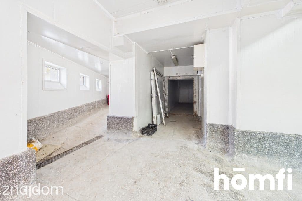 Kompleks komercyjny 5188m2 z halami i magazynami - zdjęcie 6