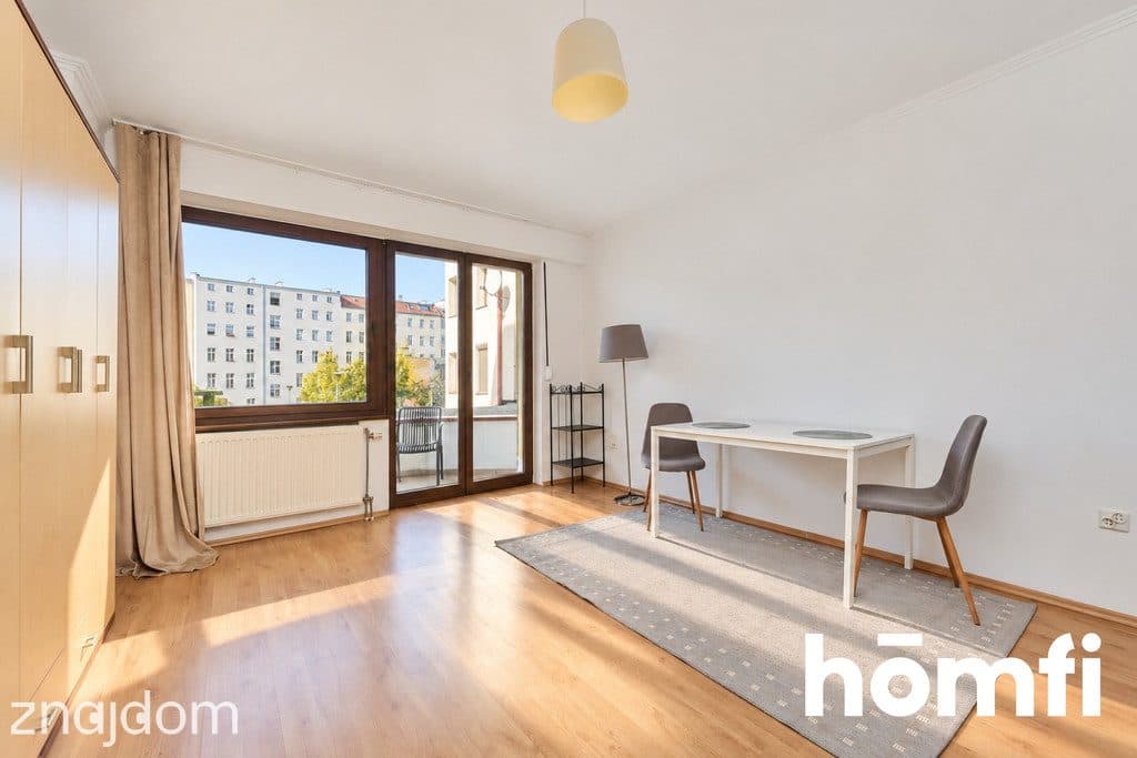 2 POKOJE Z POTENCJAŁEM NA 3 | BALKON, WINDA, GARAŻ