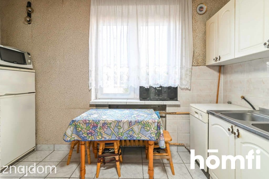 Dom z dwoma mieszkaniami i garażem - zdjęcie 19