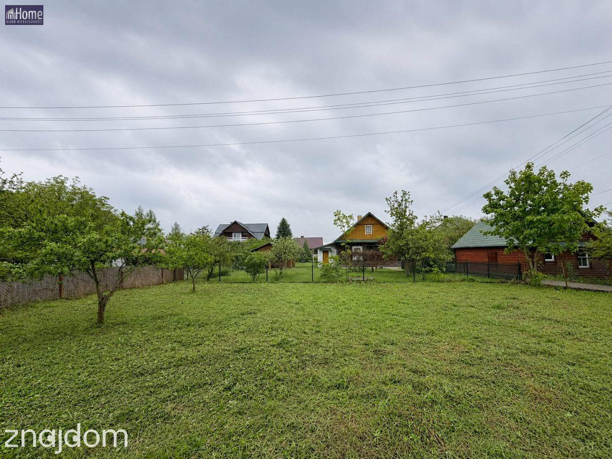 Działka 800 m² w Orli | zabudowana
