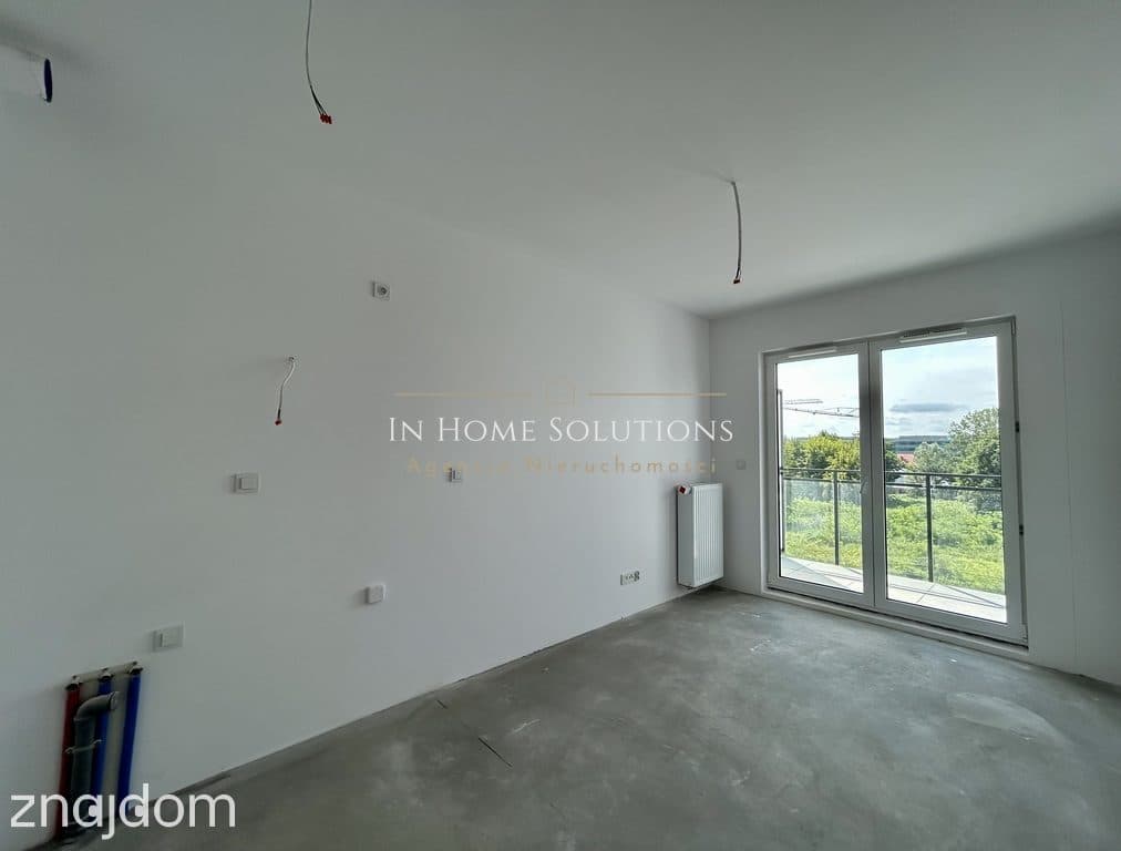 2 pokoje z balkonem 4,80m2