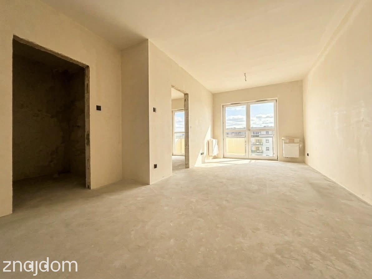 42m2 - 12 PIĘTRO Z DUŻYM BALKONEM - CENTRUM - zdjęcie 2