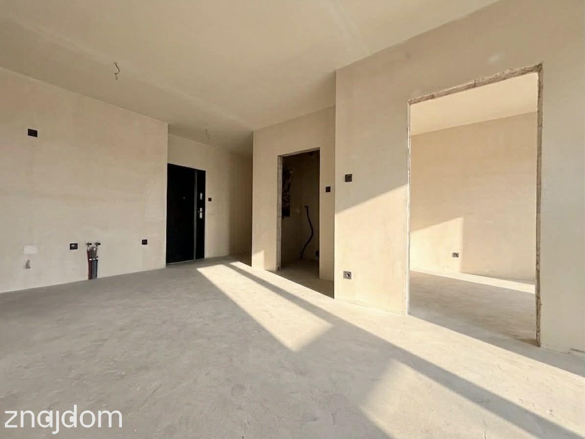 42m2 - 12 PIĘTRO Z DUŻYM BALKONEM - CENTRUM - zdjęcie 6