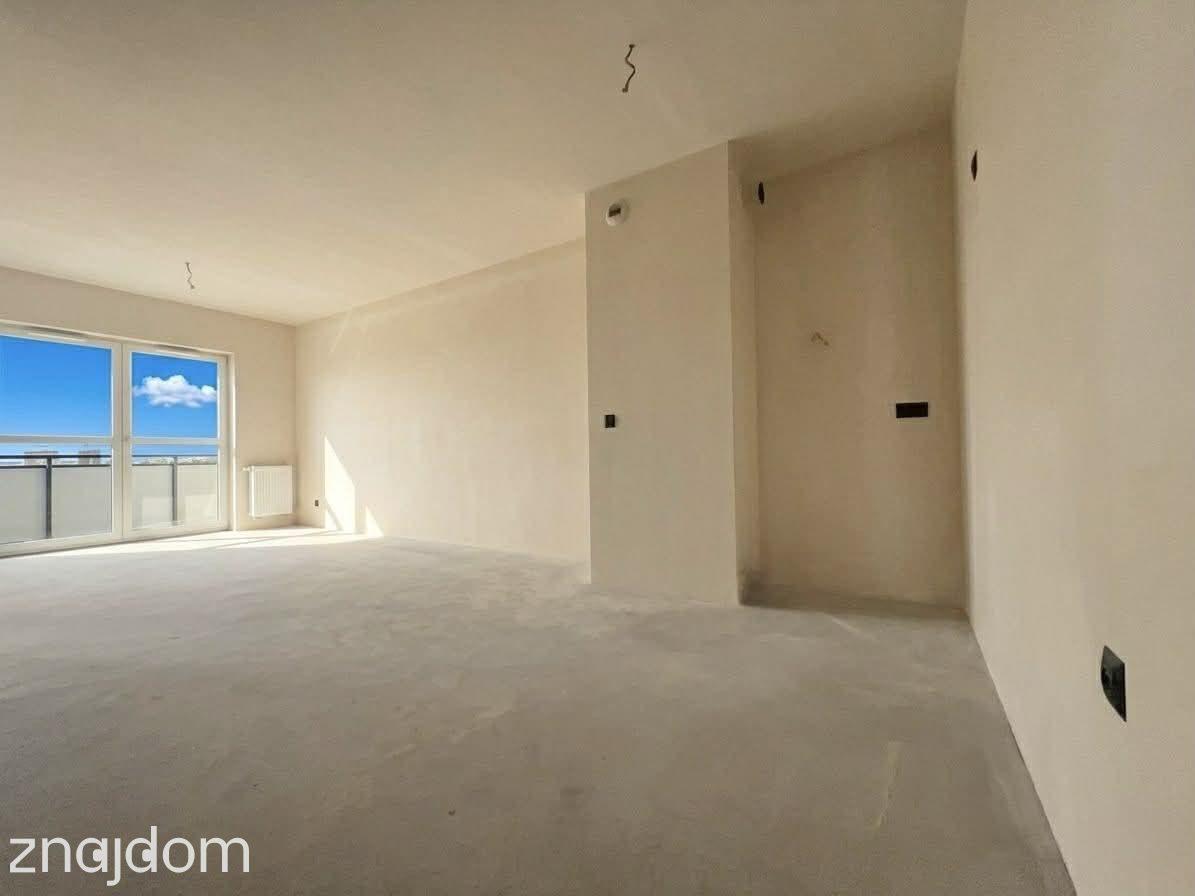 42m2 - 12 PIĘTRO Z DUŻYM BALKONEM - CENTRUM - zdjęcie 4