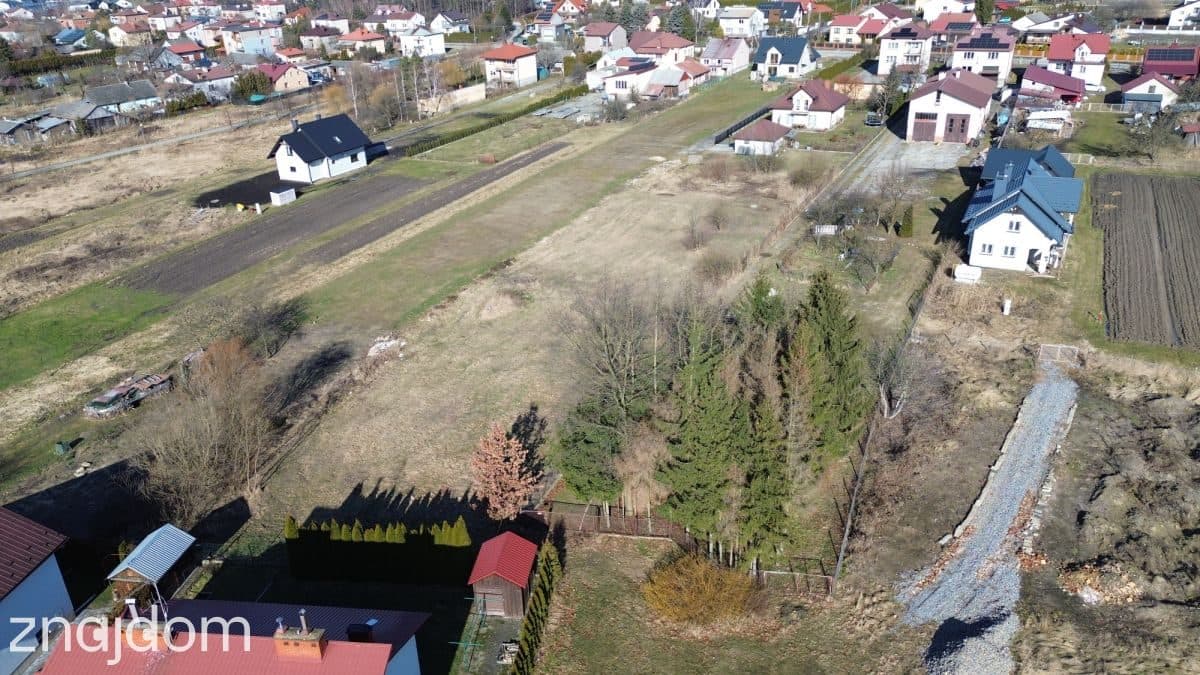 Działka 16,63 ar /MPZP -zab. jednorodzinna/23x73 m - zdjęcie 4