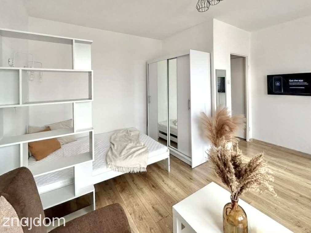 31,5 m2 ul. REJTANA - PO REMONCIE - BALKON - zdjęcie 4