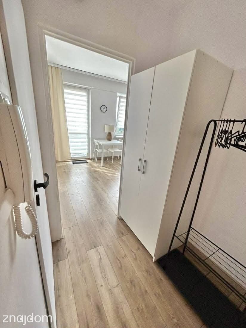 31,5 m2 ul. REJTANA - PO REMONCIE - BALKON - zdjęcie 2