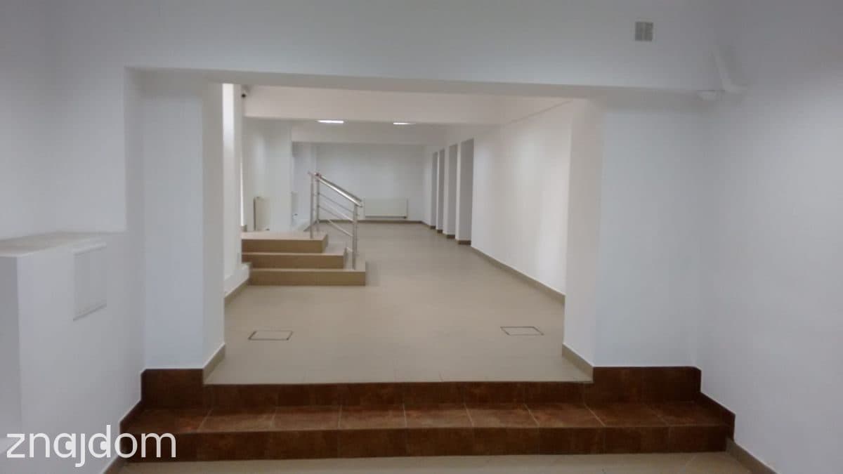 LOKAL W CENTRUM RZESZOWA /UL. ZYGMUNTOWSKA/ 114 M2 - zdjęcie 2