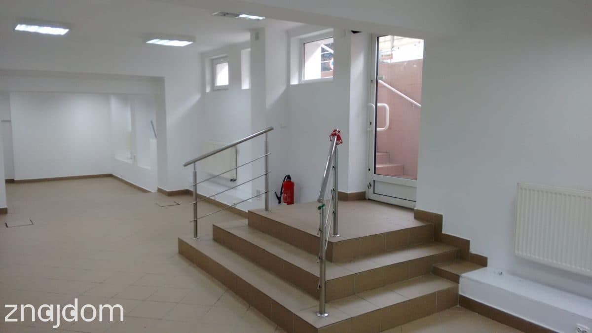 LOKAL W CENTRUM RZESZOWA /UL. ZYGMUNTOWSKA/ 114 M2 - zdjęcie 3
