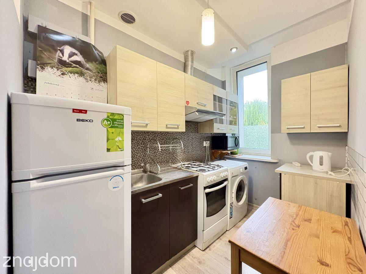 Przytulne 2 pokoje (38 m²) – świetna lokalizacja, - zdjęcie 7