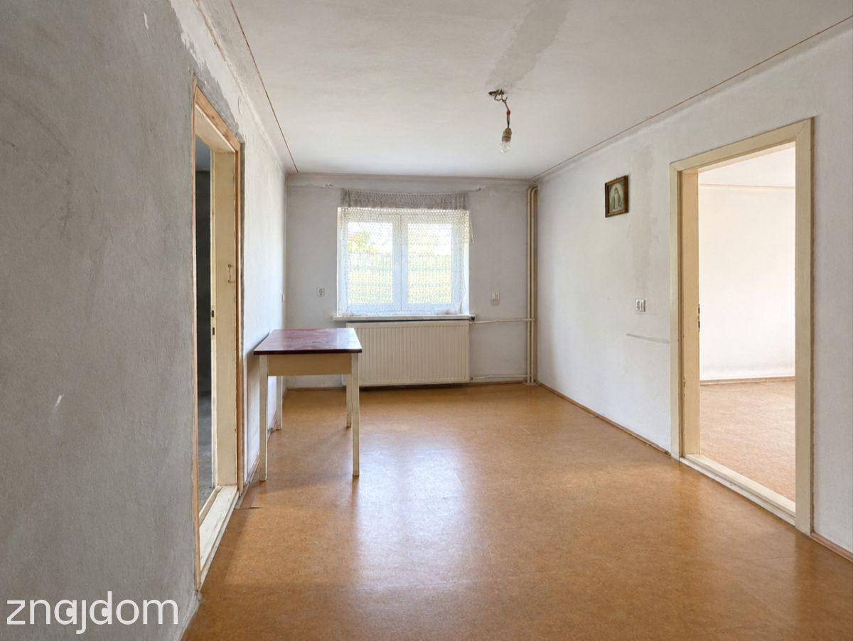 Dom w dobrej lokalizacji z dużą działką! - zdjęcie 12