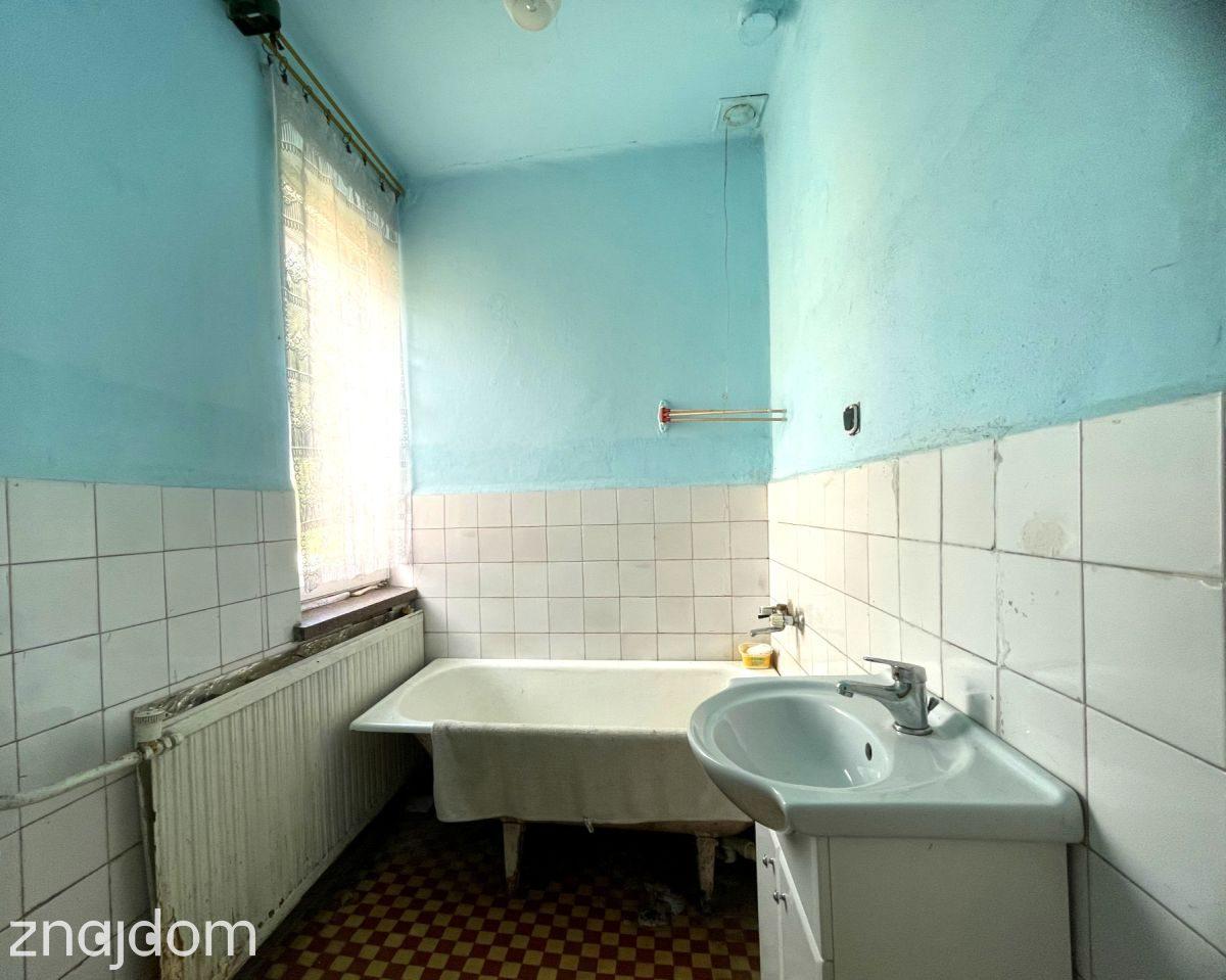 Dom w dobrej lokalizacji z dużą działką! - zdjęcie 15