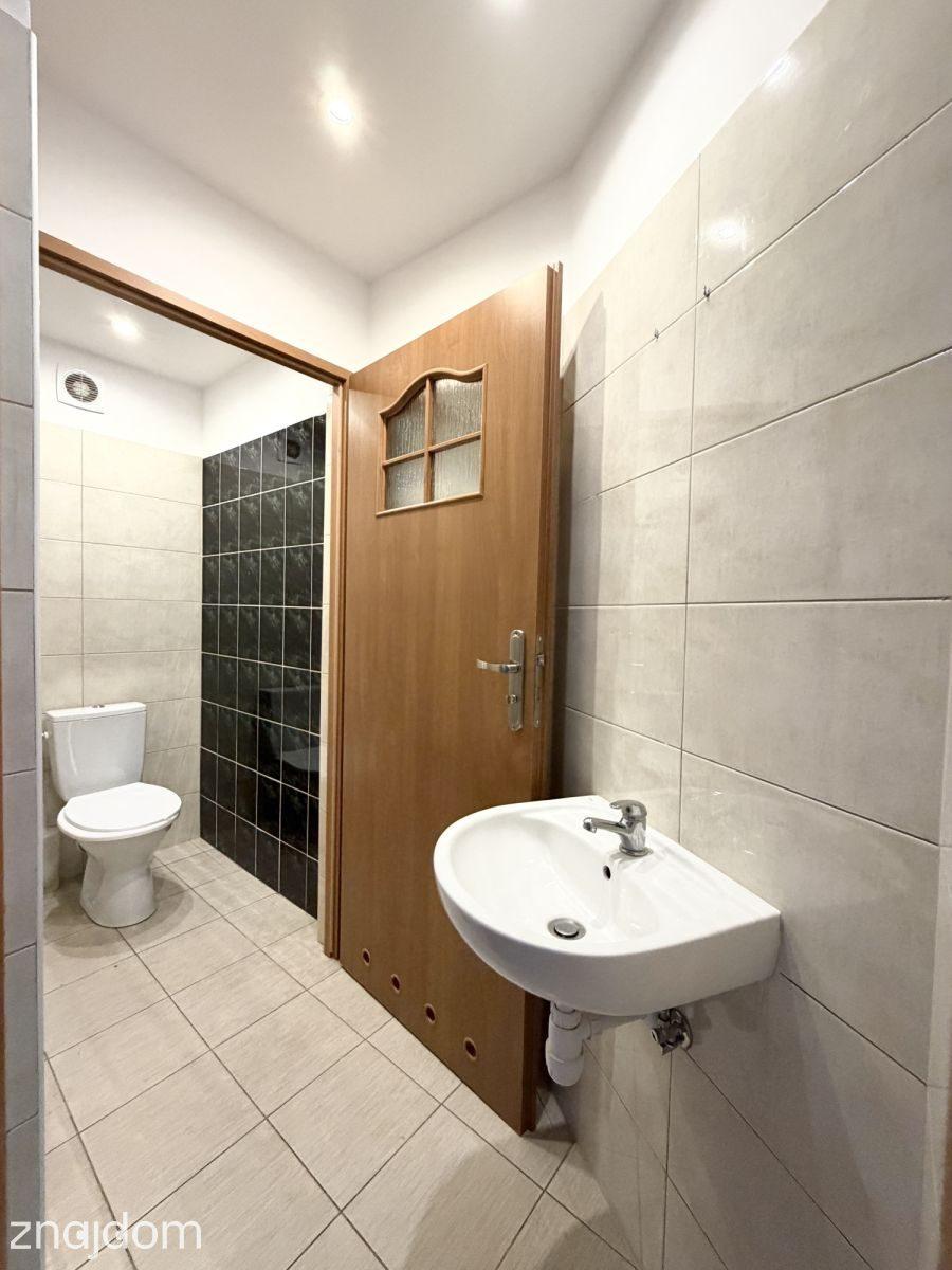Lokal usługowo-biurowy 120 m² w centrum - zdjęcie 9