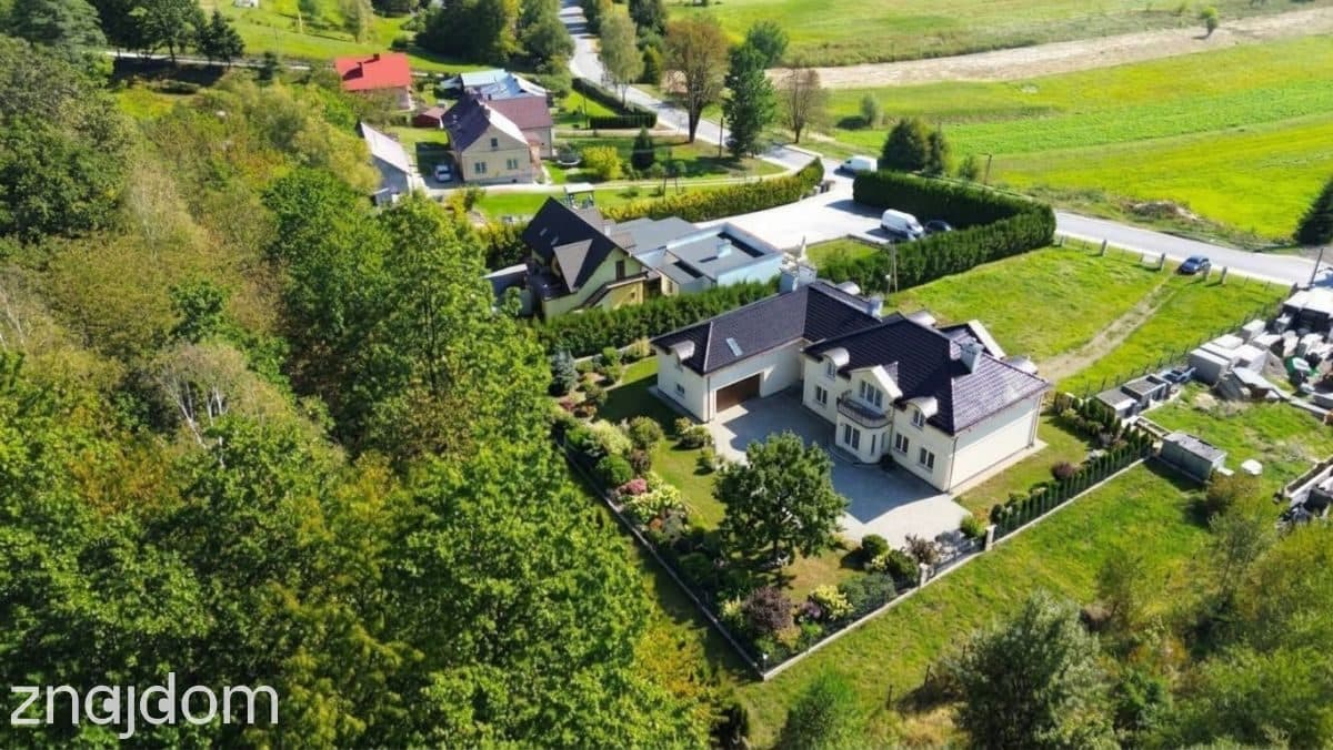 Rezydencja 450 m2 działka 63 ar Kielnarowa OKAZJA - zdjęcie 2